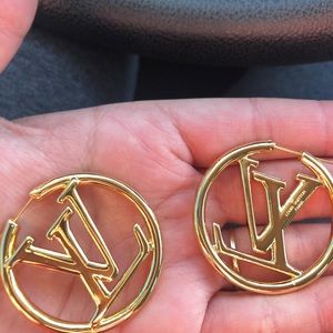 Louis Vuitton Hoops